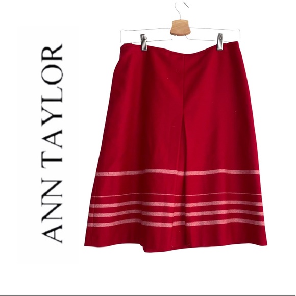 Gorgeous Ann Taylor Wool Skirt, like new - Picture 1 of 16